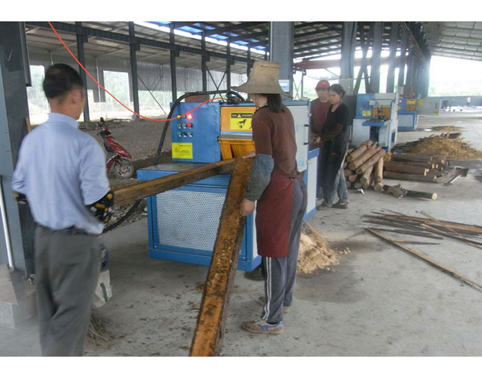 江西省南昌市-方木多片鋸150高-加工現場
